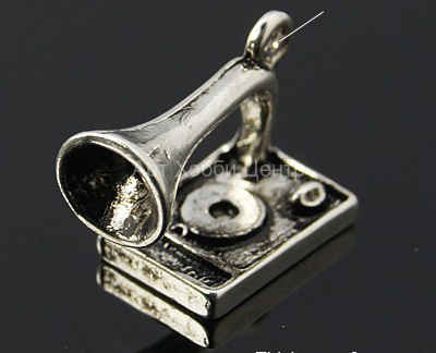 Подвеска металлическая Граммофон 17х12х9мм античное серебро 1шт